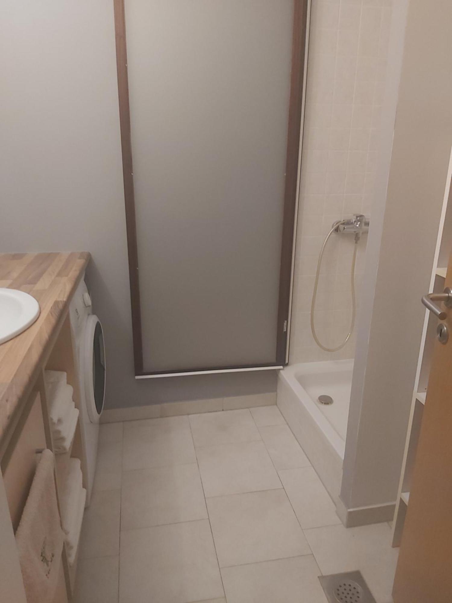 זאדאר Apartman Luce With Shared Pool מראה חיצוני תמונה
